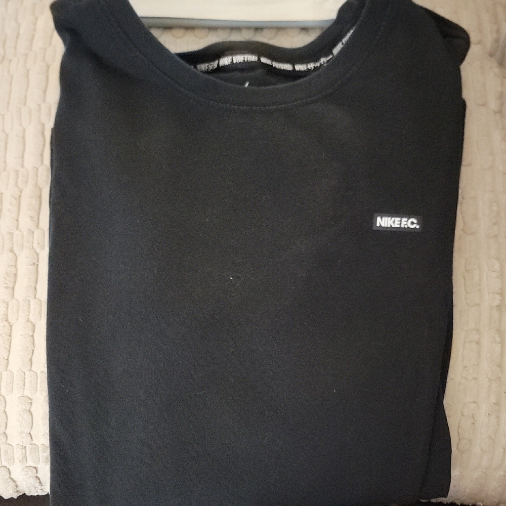 Nike FC Men's Black Crewneck Tshirt
